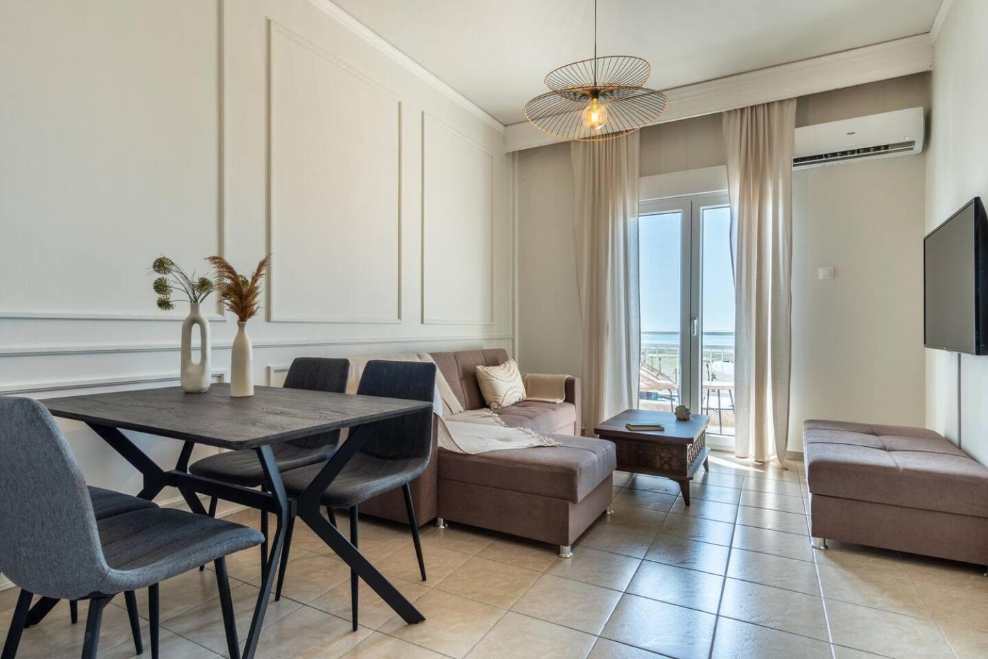 Eis Deluxe Apartment 亚历山德鲁波利斯 外观 照片