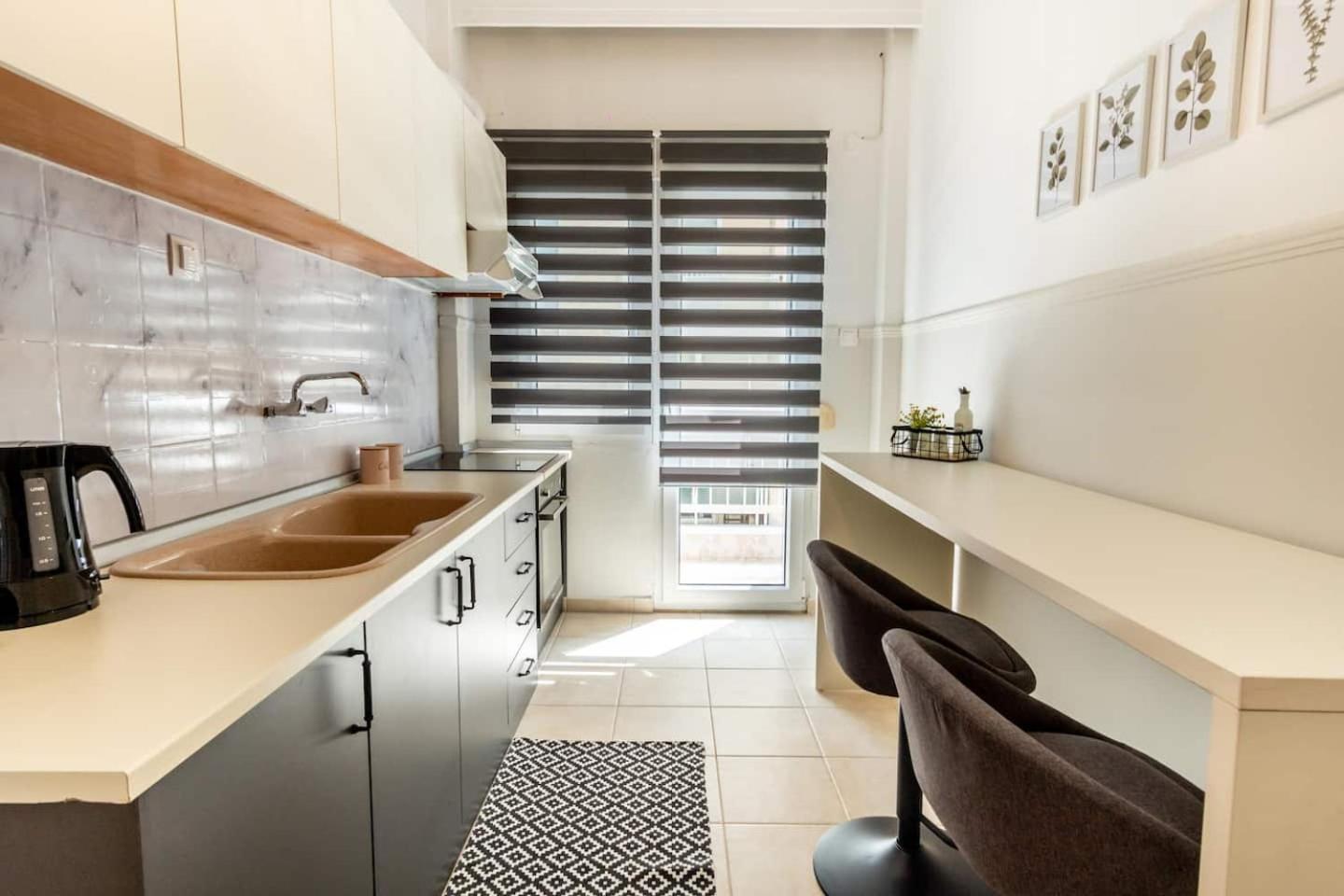Eis Deluxe Apartment 亚历山德鲁波利斯 外观 照片